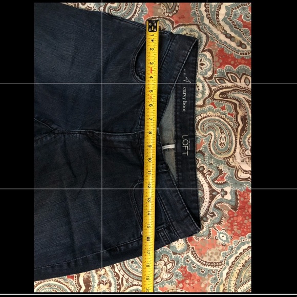 Ann Taylor Loft Size 4 Gently Worn Curvy Boot - Picture 4 of 5